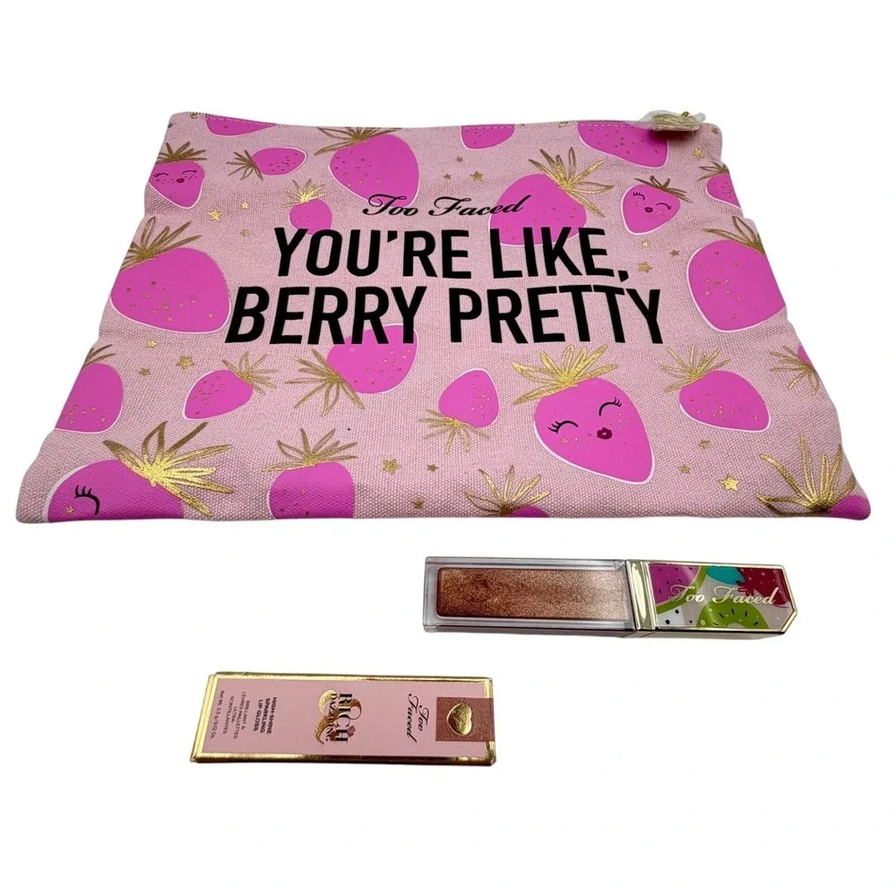 Too Faced Lip Gloss Set includes Sunset Crush and Yummy Rummy and Makeup Bag NEW